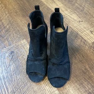 Open tow bootie heels